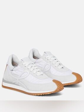 Loewe Flow Runner Sneaker size 39